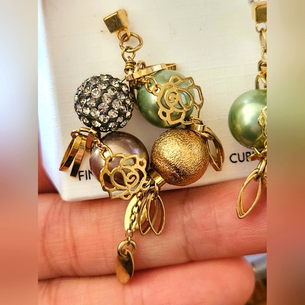 Beaded dangle artificial crystal gold rose earrings